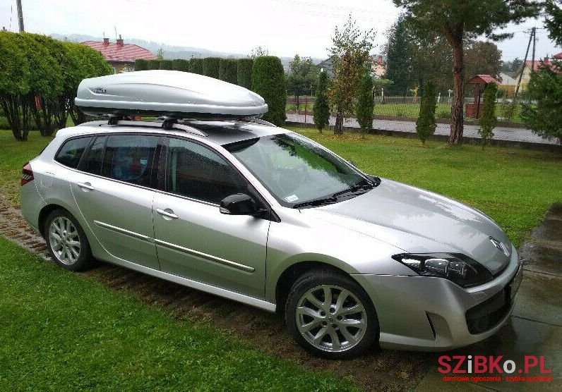 2009' Renault Laguna photo #1