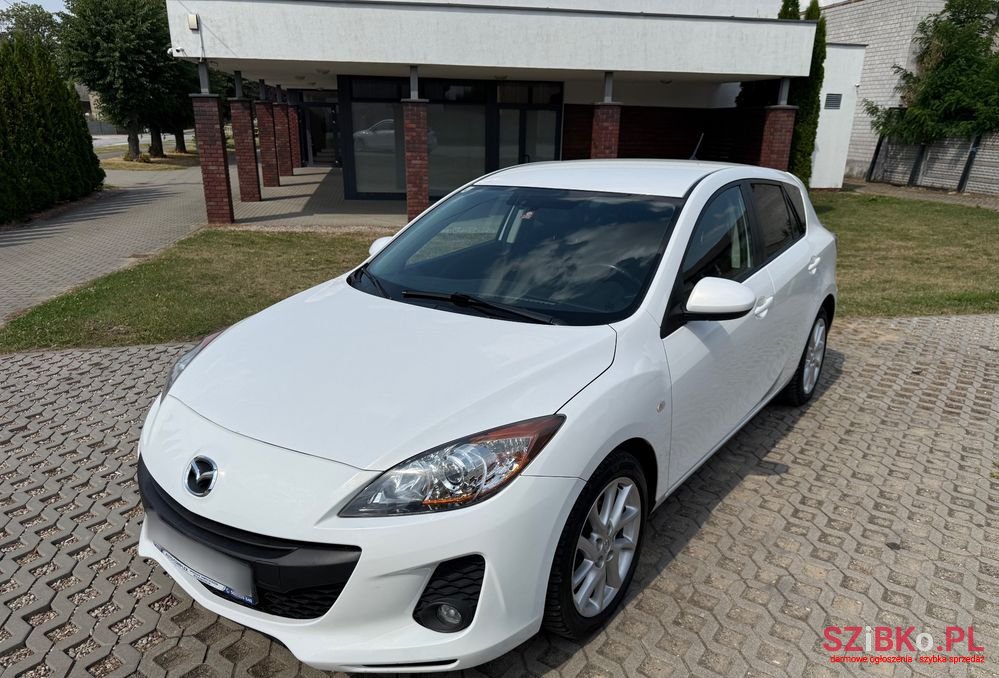 2011' Mazda 3 photo #2