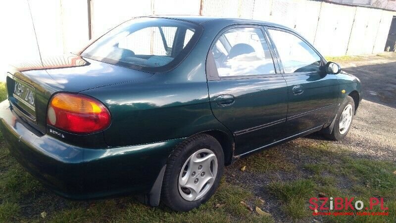 1999' Kia Sephia photo #3