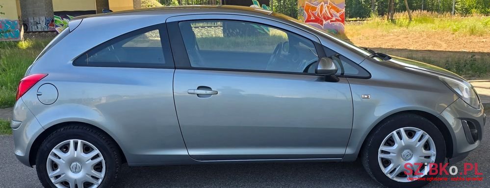 2012' Opel Corsa 1.4 T Enjoy S&S photo #3