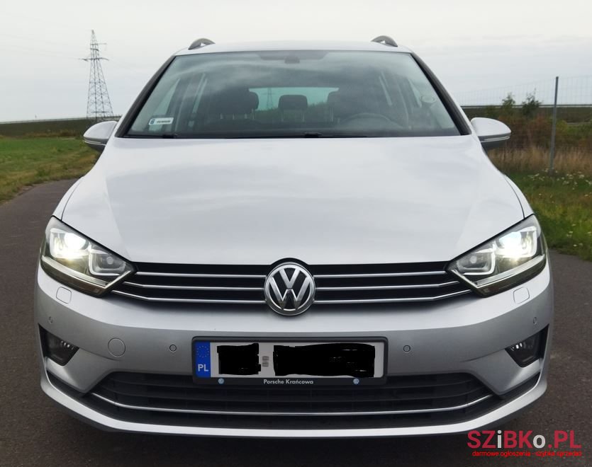 2016' Volkswagen Golf photo #5