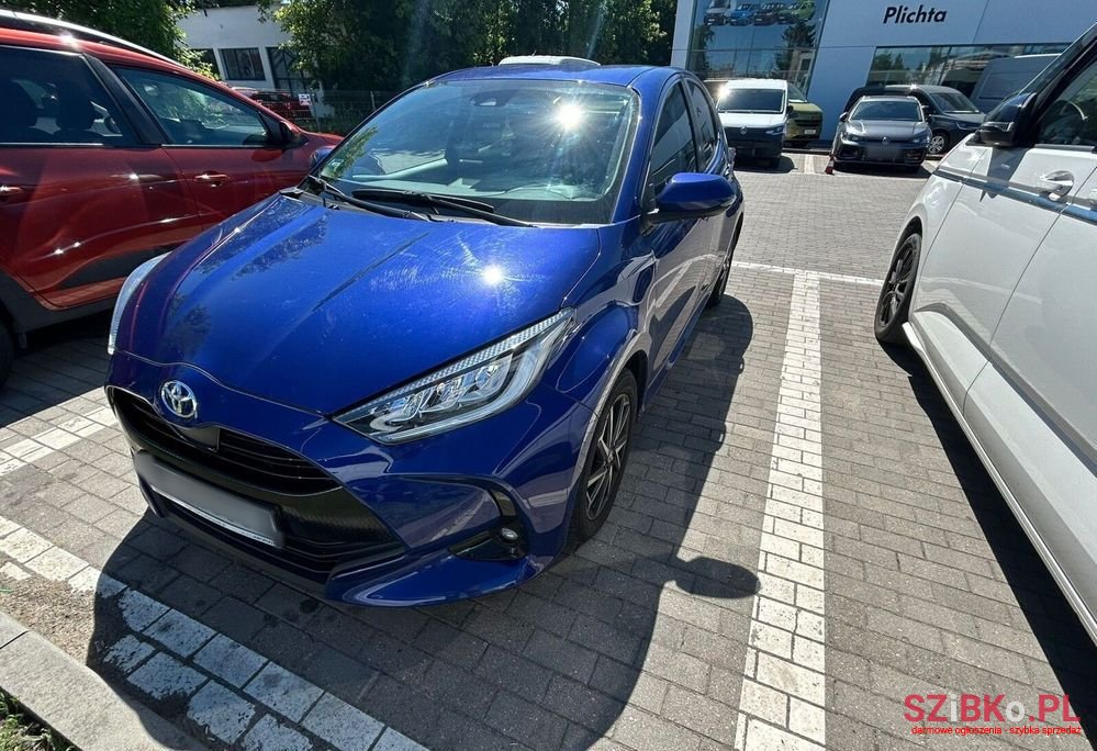 2021' Toyota Yaris 1.5 Comfort photo #1