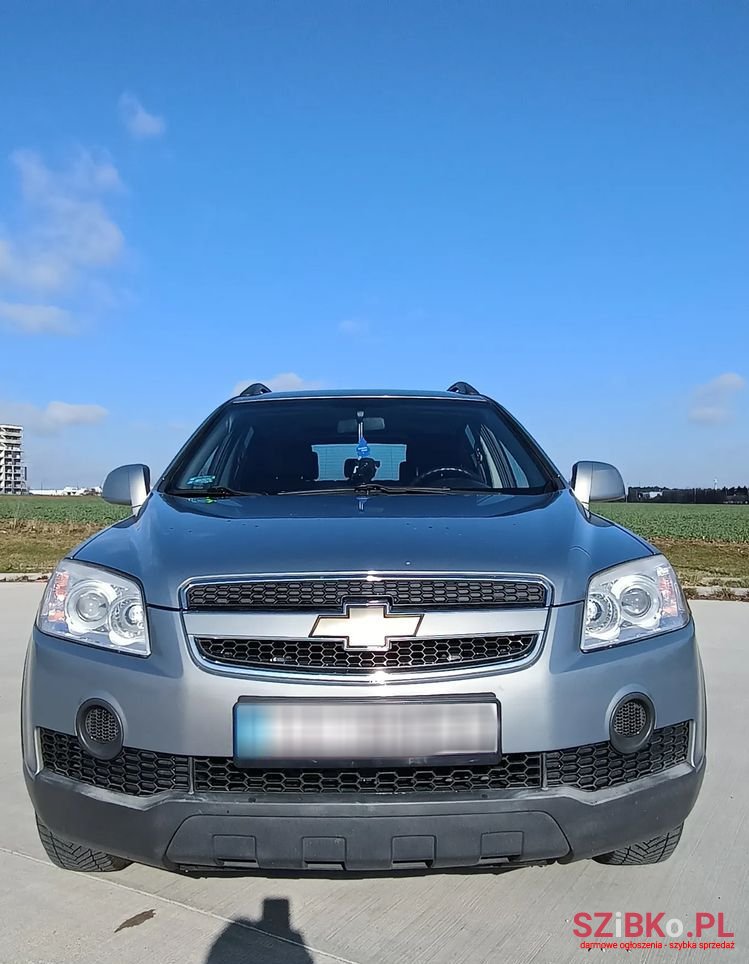 2009' Chevrolet Captiva photo #5
