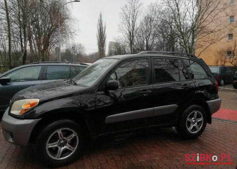 2004' Toyota Rav-4 photo #1