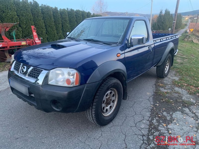 2004' Nissan Navara photo #2