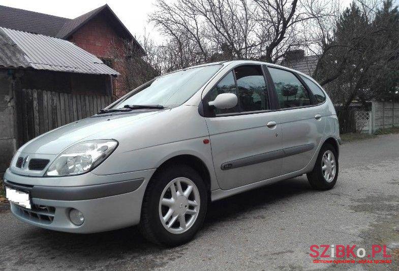 2002' Renault Scenic photo #2