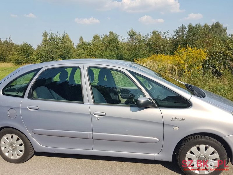 2005' Citroen Xsara Picasso photo #4