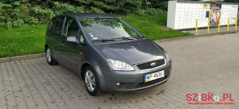 2004' Ford Focus photo #1