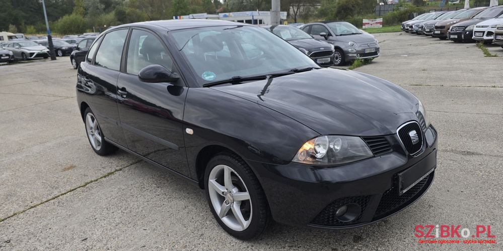 2007' SEAT Ibiza 1.4 16V Style photo #3