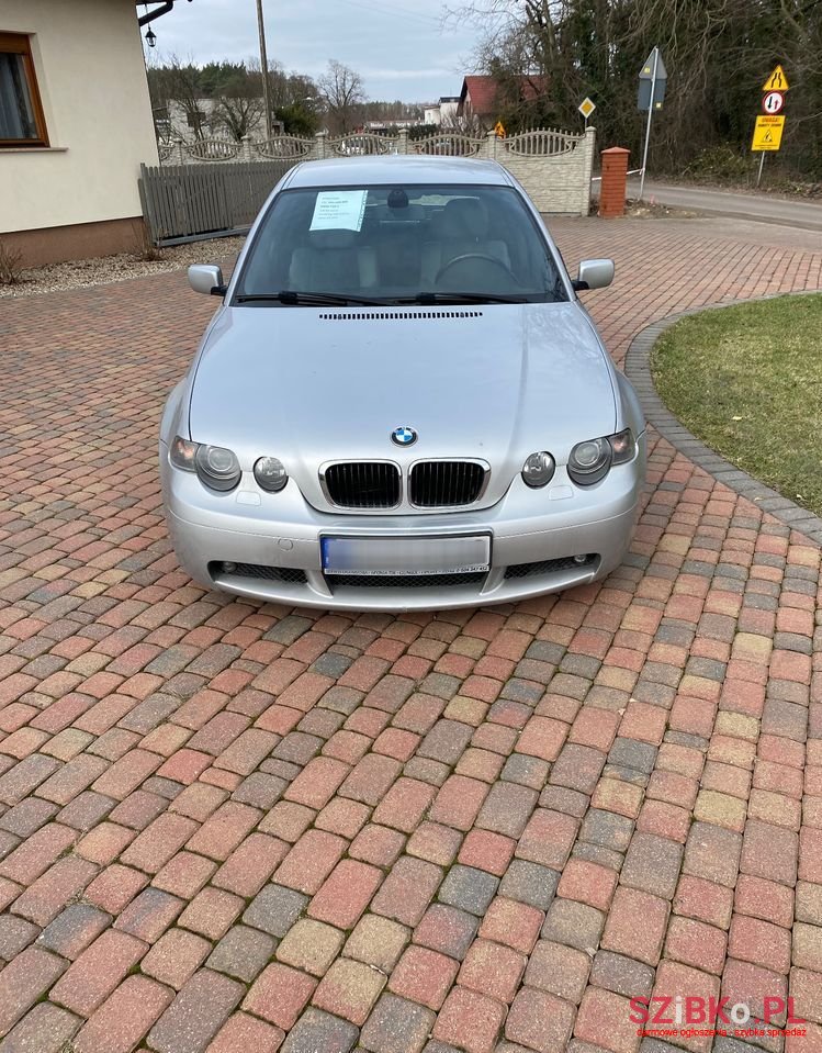 2003' BMW 3 Series 318Ti photo #2