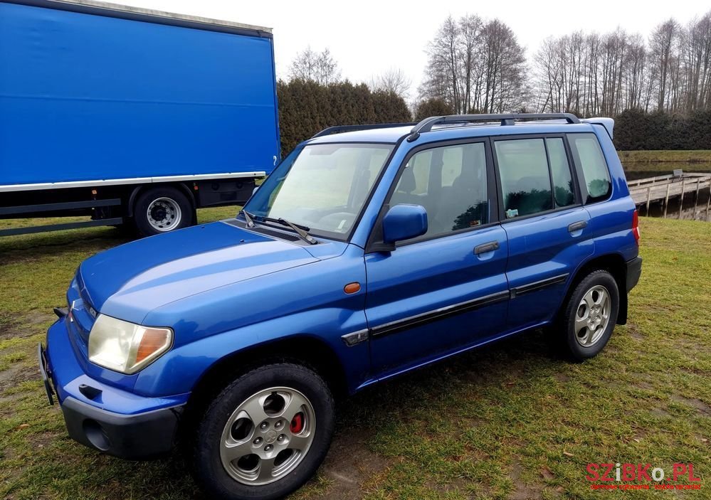 2002' Mitsubishi Pajero Pinin 2.0 Gdi photo #5