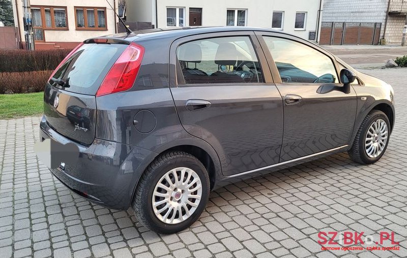 2009' Fiat Grande Punto photo #4