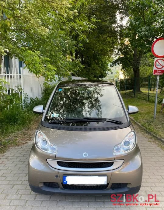 2010' Smart Fortwo photo #2