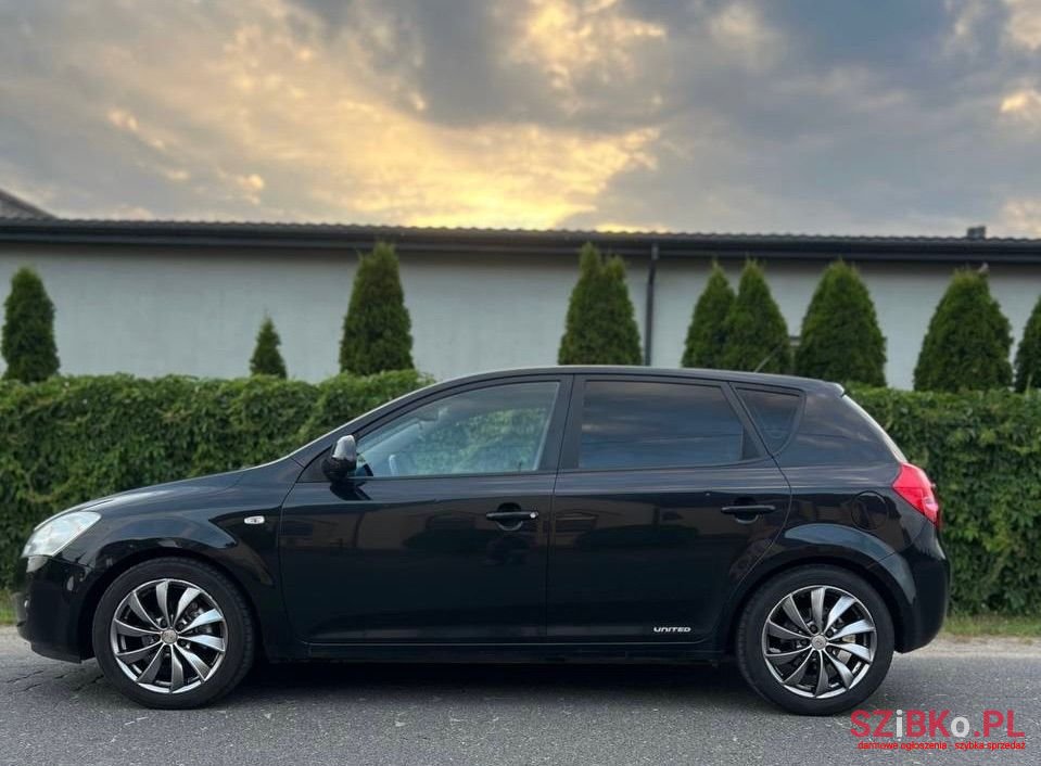 2009' Kia Ceed photo #6