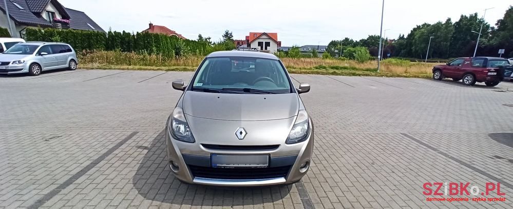 2012' Renault Clio 1.2 16V Alize photo #3