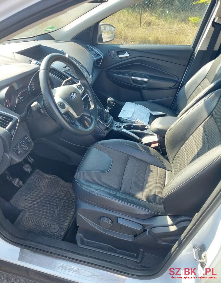 2014' Ford Kuga 1.6 Ecoboost 2X4 Titanium photo #6