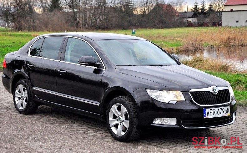 2010' Skoda Superb photo #1