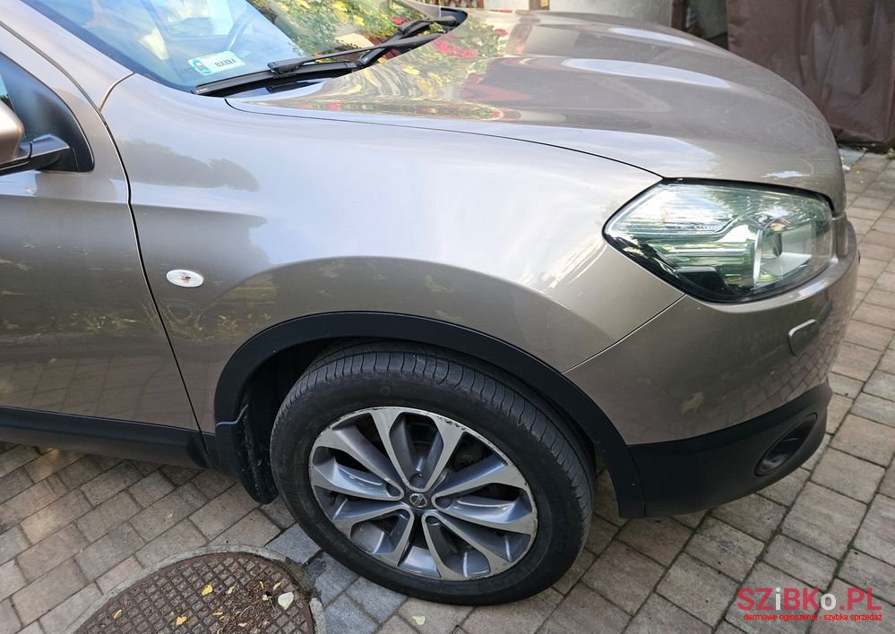 2013' Nissan Qashqai 1.6 Dci Tekna photo #3