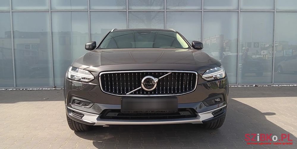 2023' Volvo V90 Cross Country photo #5
