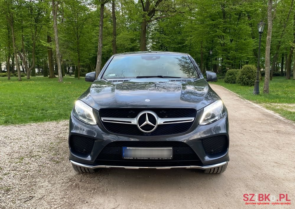 2016' Mercedes-Benz GLE 400 4-Matic photo #5