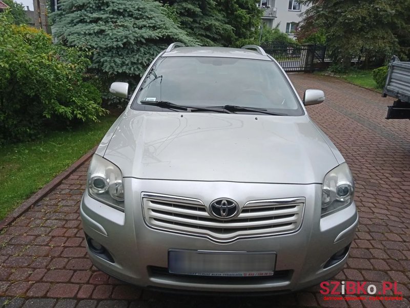 2007' Toyota Avensis 2.0 D-4D Combi photo #1