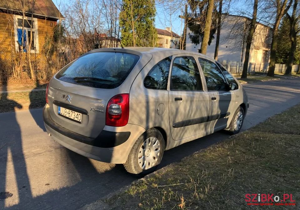 2005' Citroen Xsara Picasso photo #3