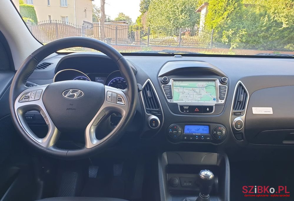 2010' Hyundai ix35 2.0 Premium photo #5