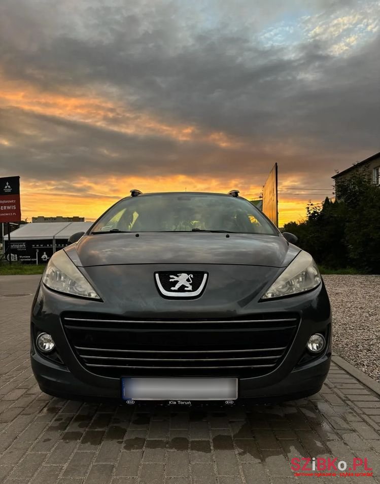 2011' Peugeot 207 photo #5