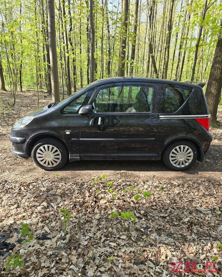 2005' Peugeot 1007 photo #2