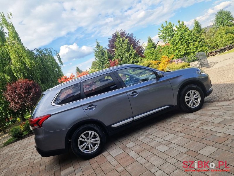 2017' Mitsubishi Outlander 2.0 Invite + 2Wd photo #5