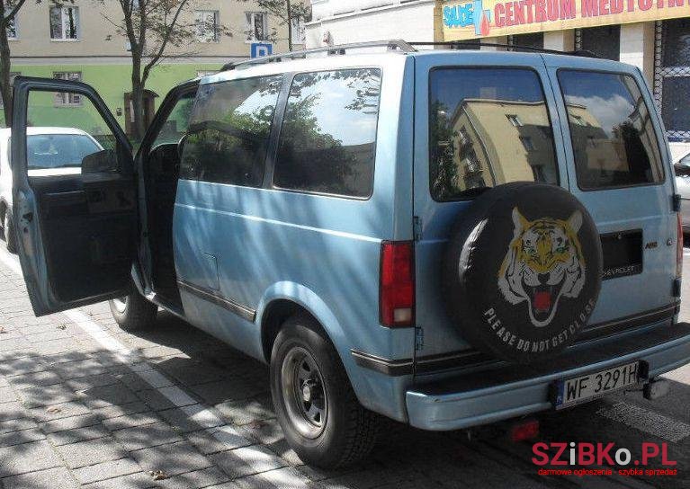 1992' Chevrolet Astro I photo #3