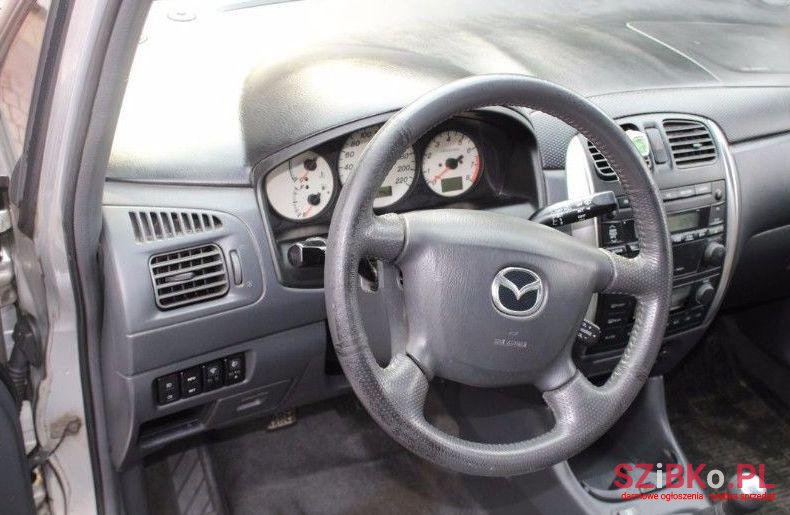 2002' Mazda Premacy photo #2