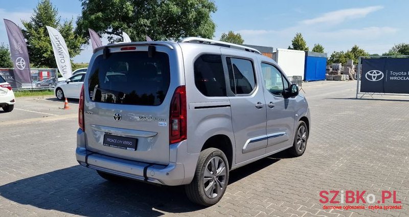 2021' Toyota ProAce City Verso photo #6