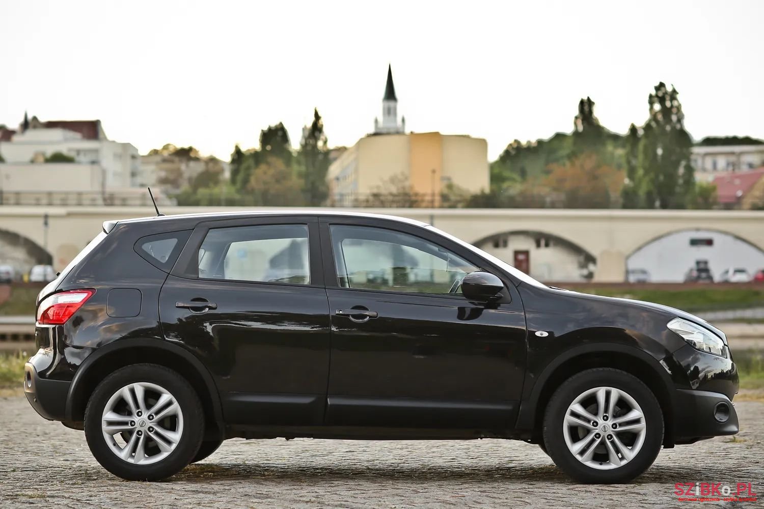 2013' Nissan Qashqai photo #2