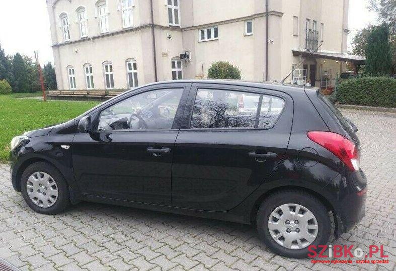 2012' Hyundai I 20 photo #1