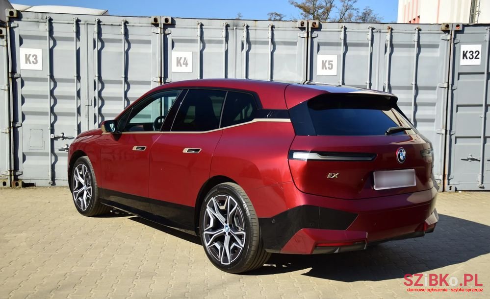 2022' BMW iX photo #4