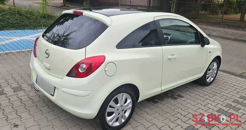 2011' Opel Corsa 1.4 16V Satellite photo #4