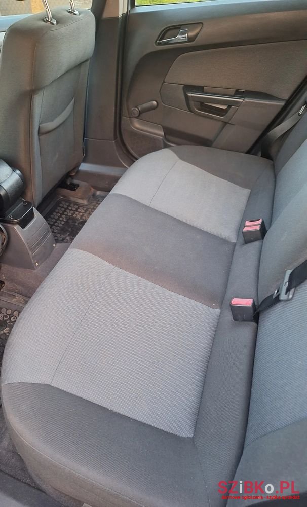 2005' Opel Astra 1.7 Cdti photo #4