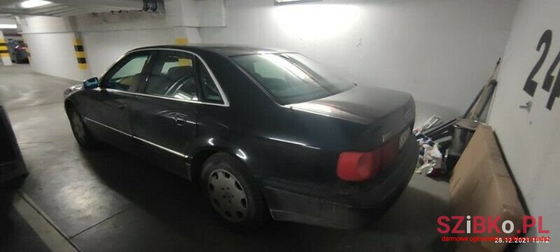 1995' Audi A8 photo #4