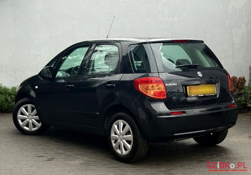 2008' Suzuki SX4 photo #3