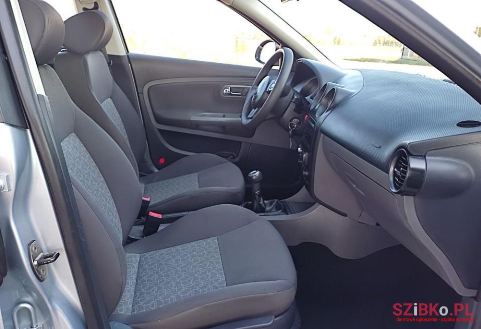 2007' SEAT Ibiza photo #6