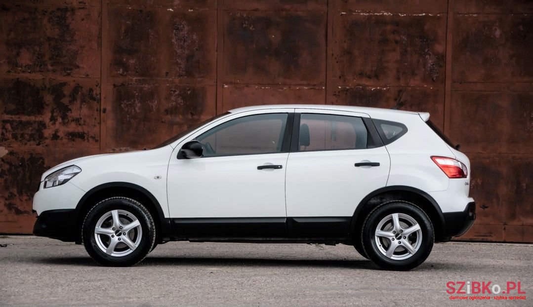 2010' Nissan Qashqai photo #1