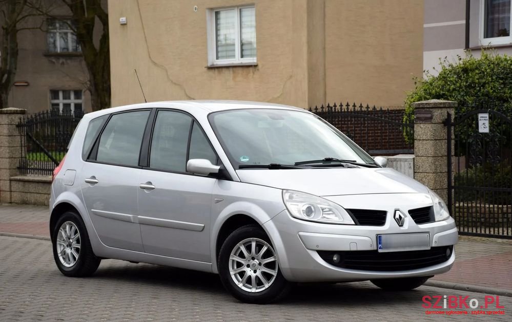 2008' Renault Scenic 1.6 16V Alize photo #3