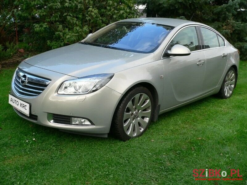 2009' Opel Insignia photo #1