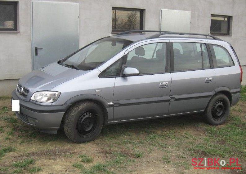 2003' Opel Zafira photo #1