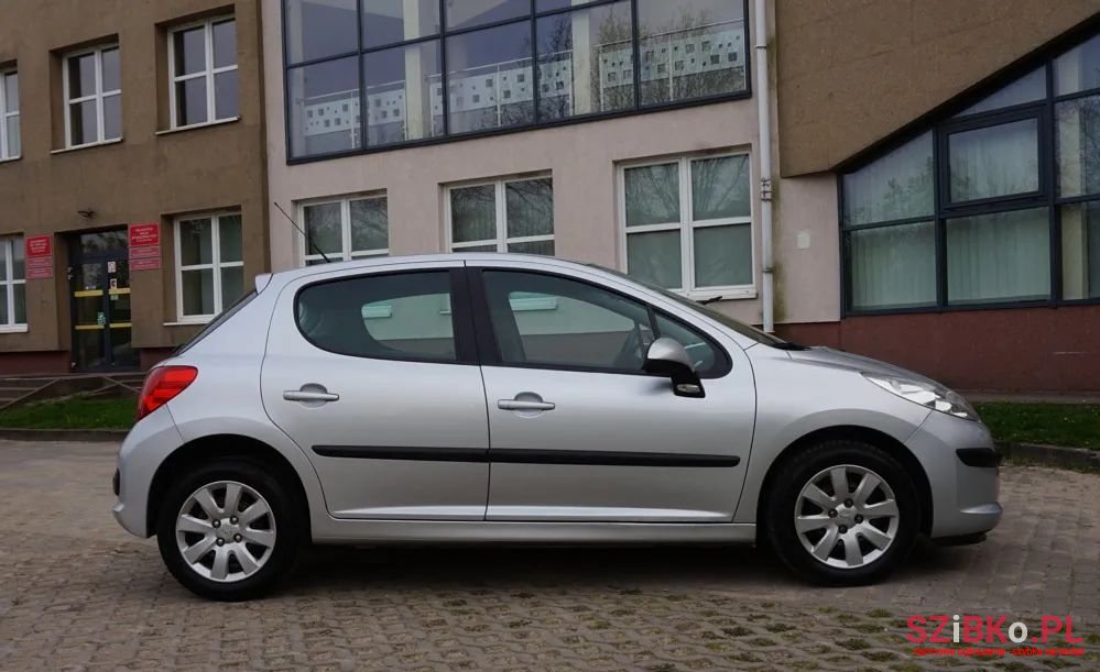 2008' Peugeot 207 photo #5