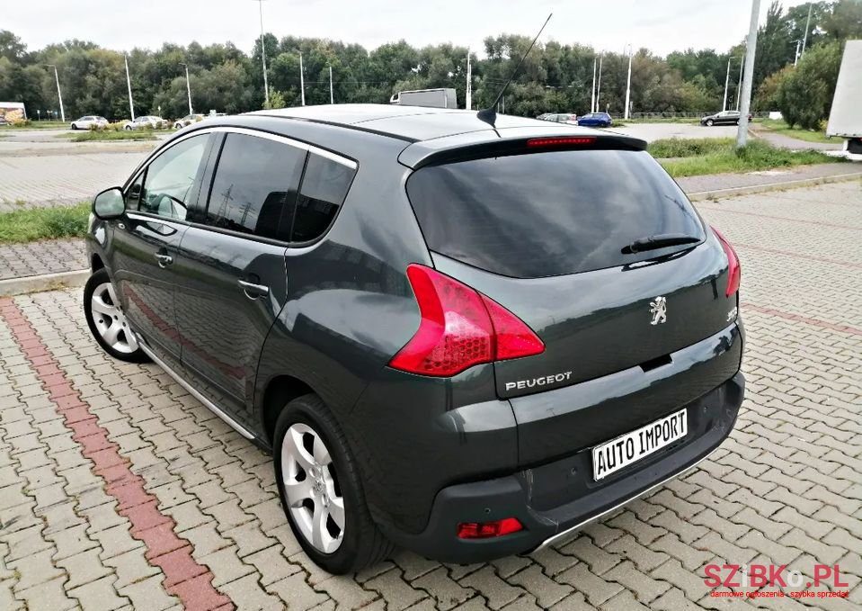 2011' Peugeot 3008 photo #3