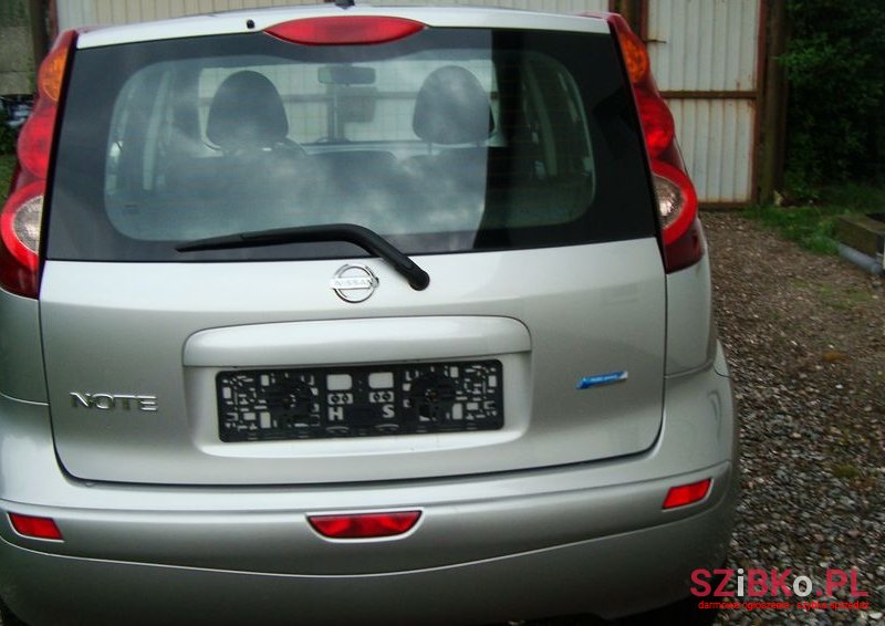 2010' Nissan Note photo #6
