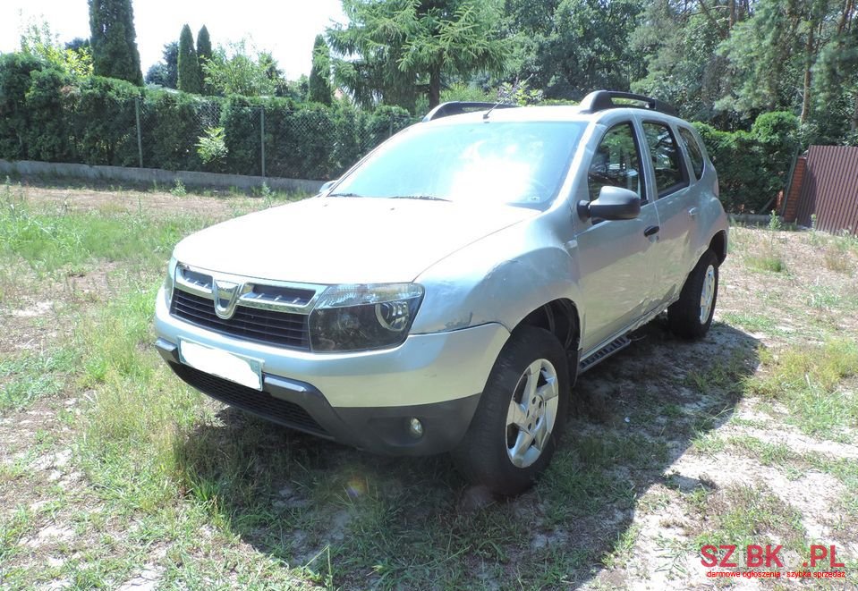 2013' Dacia Duster photo #2