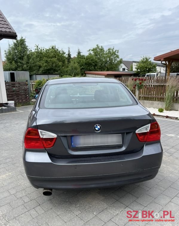 2006' BMW 3 Series 320I photo #4